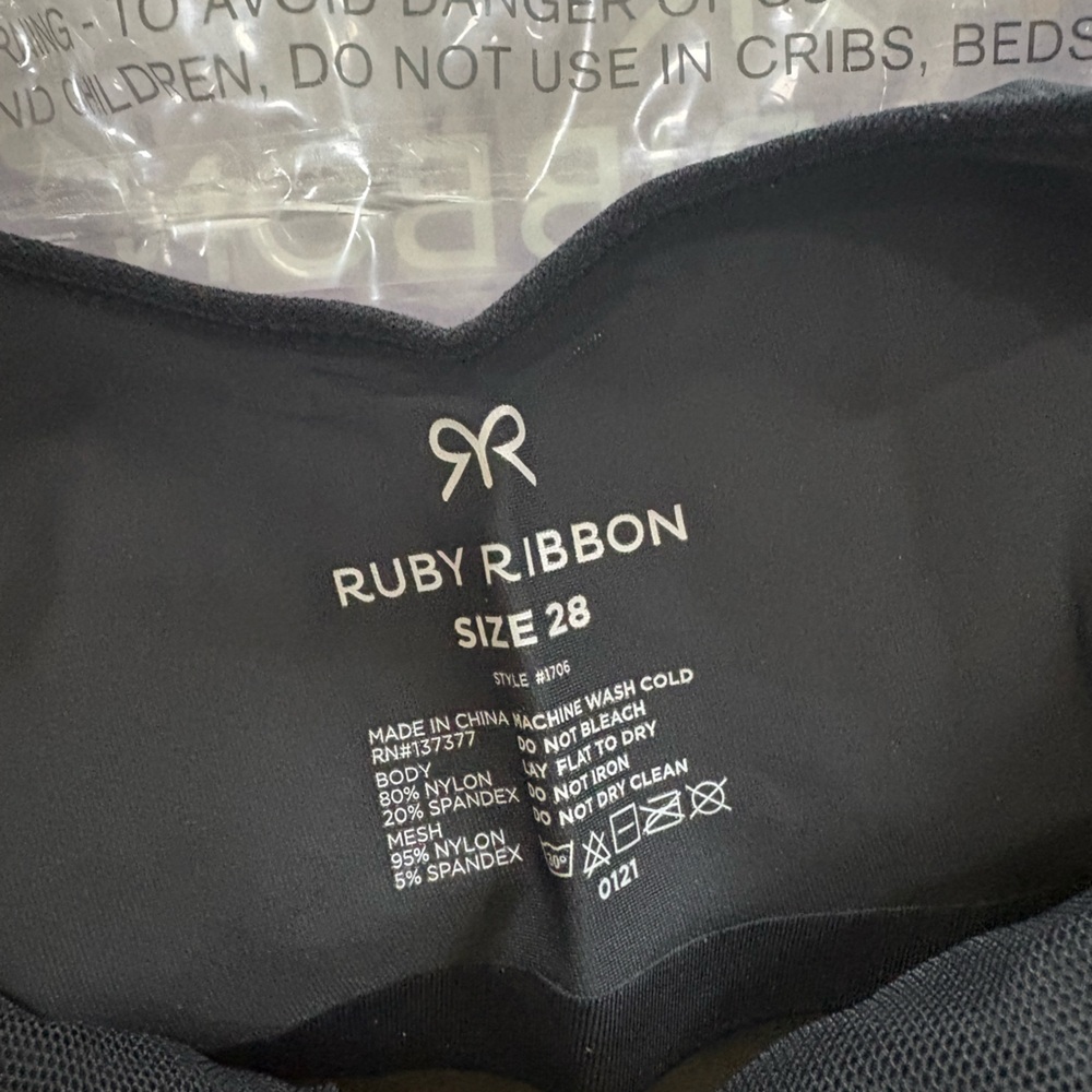 Ruby Ribbon Pin-up Racerback Demo Bra Black NWT - Picture 3 of 5